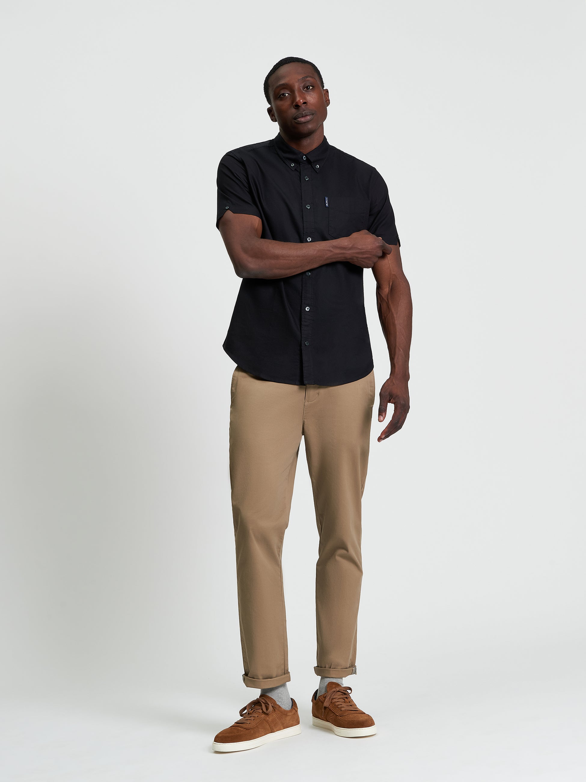 Signature Oxford Short Sleeve Shirt - Light Blue - Full Length View