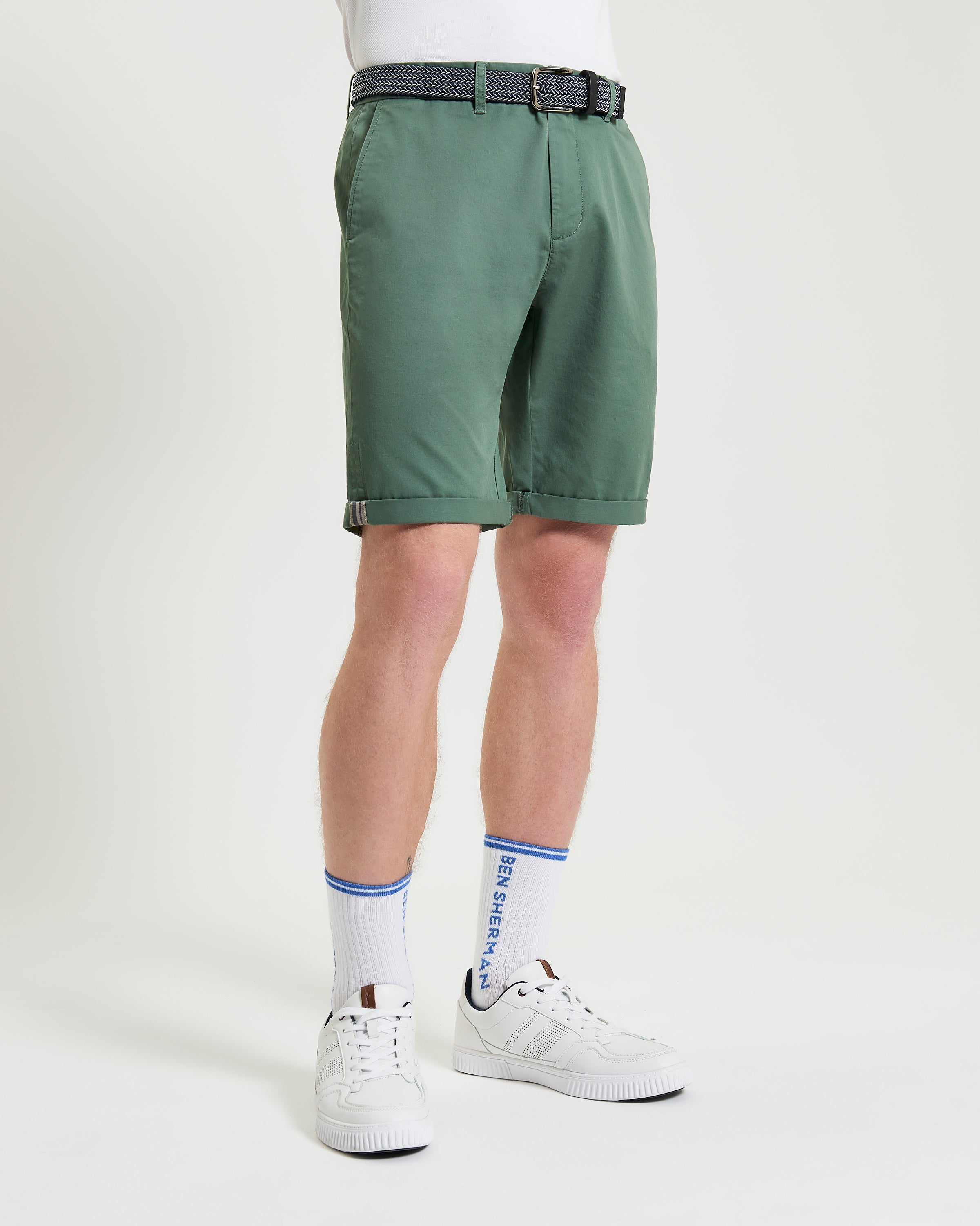 Signature Chino Short – green chino shorts for summer style featuring belt and cuffs.