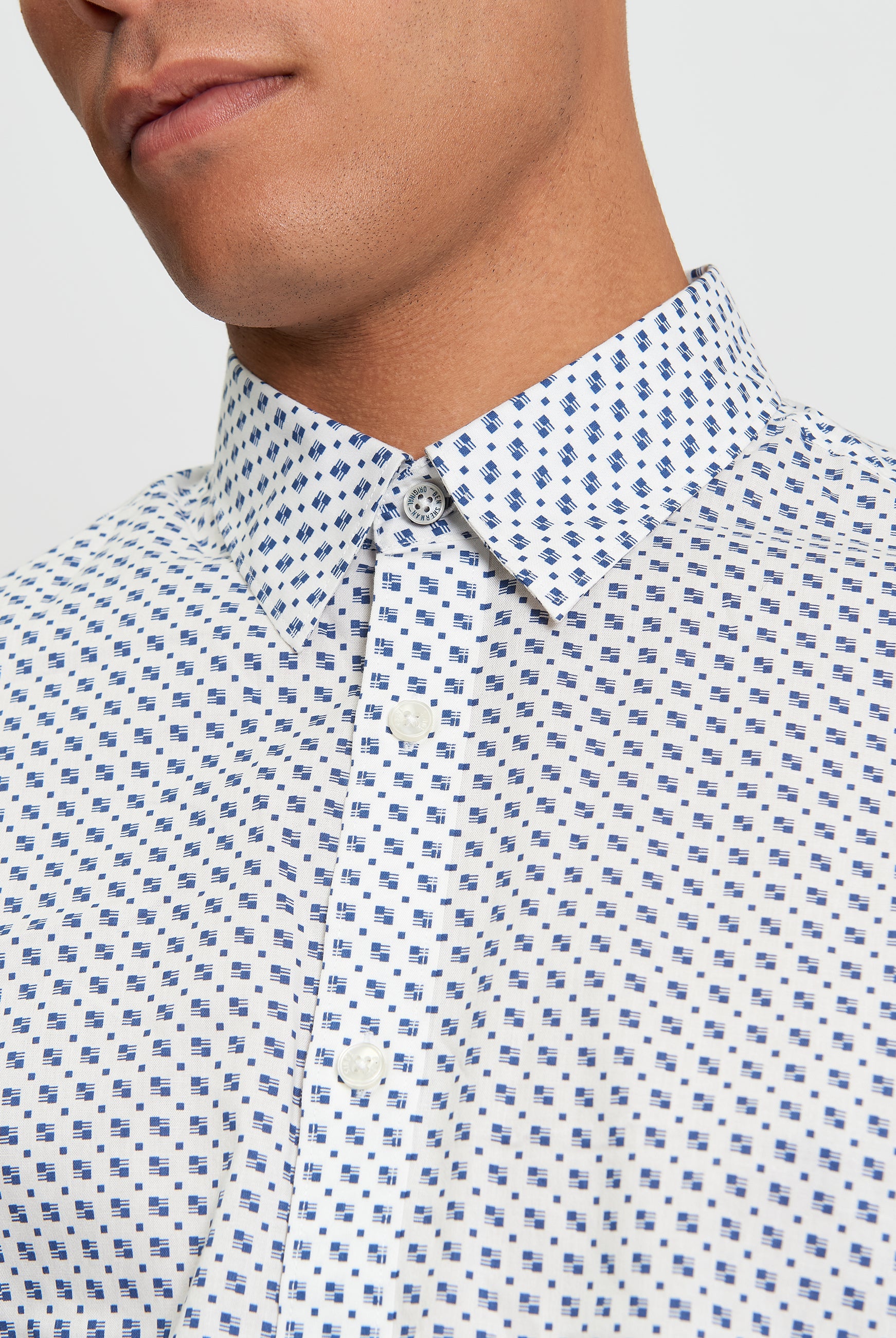 Mono Block Print Shirt - Snow White - Close Up