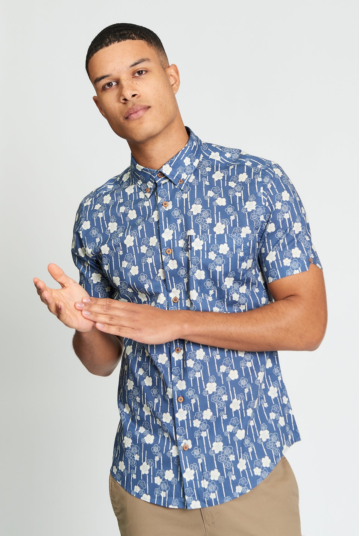 Short Sleeve Floral Bamboo Print Shirt - Indigo - Styled