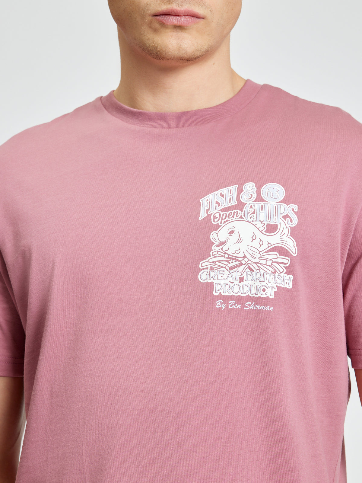 Fish And Chips Tee - Raspberry - Close-Up