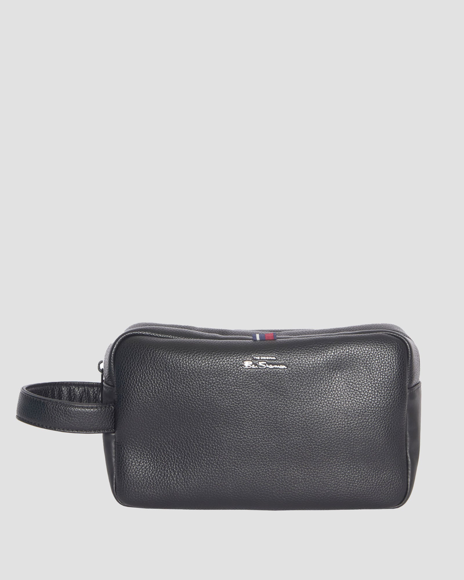 Wetpack – sleek and stylish washbag for the modern man, crafted from durable, water-resistant material.