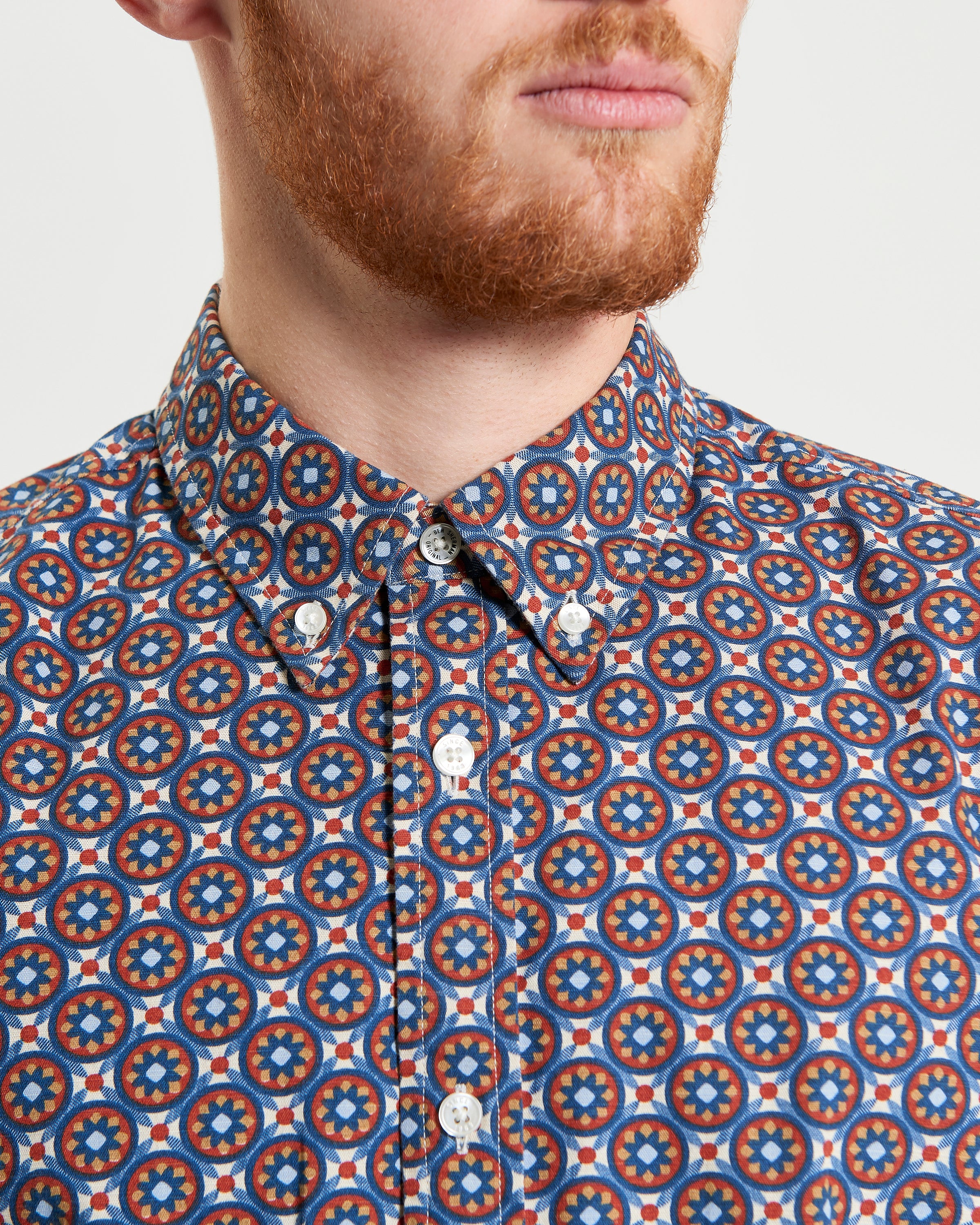 Block Foulard Print – patterned long-sleeve shirt from Ben Sherman, featuring a two finger button down collar.