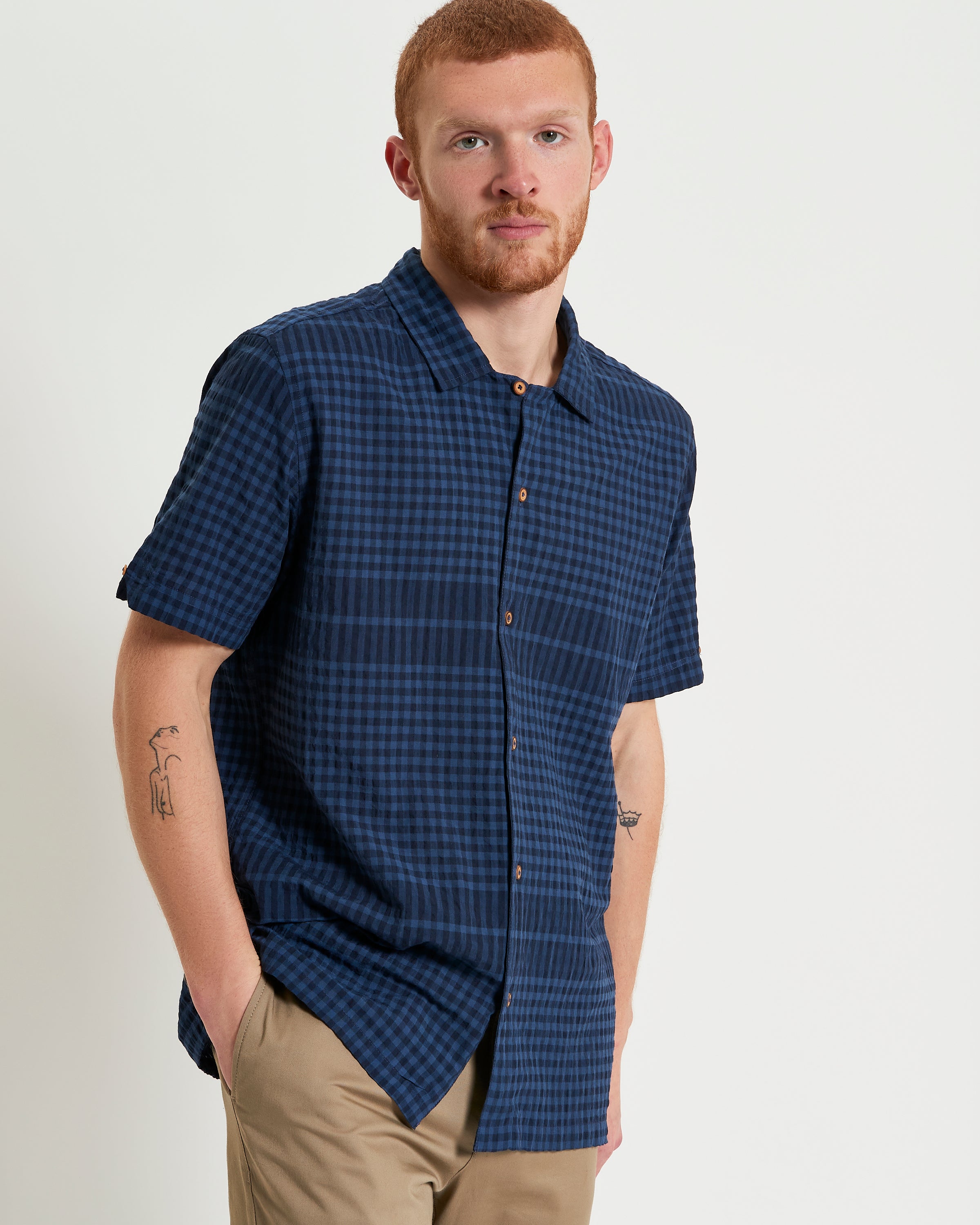 Seersucker Gingham – blue short sleeve shirt with a relaxed fit and revere collar.