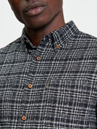 Twisted Yarn Shirt - Black - Close Up