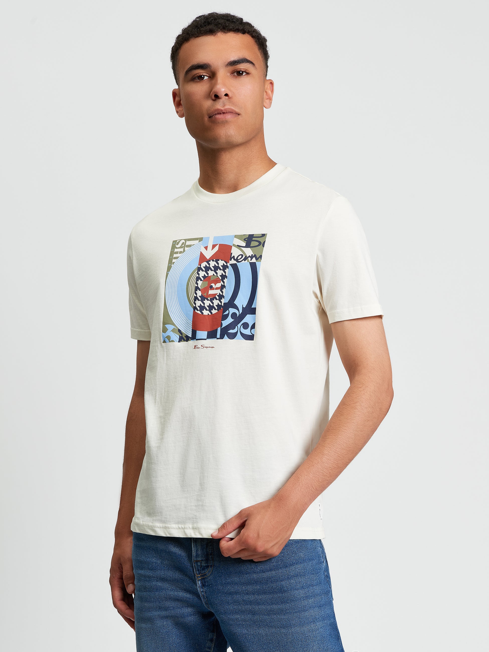 Collage Target - White - Front View