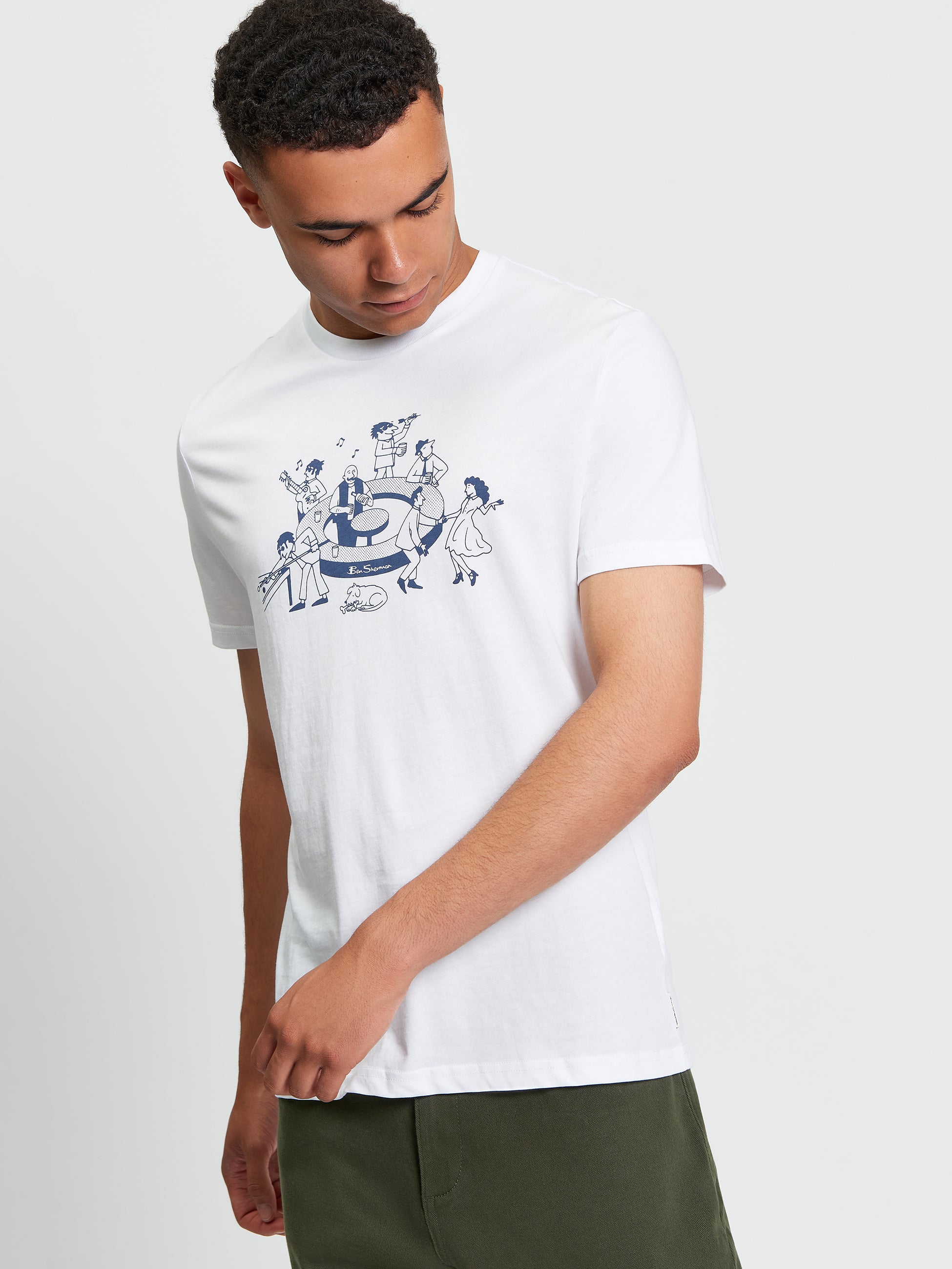 The Modern Scene T-Shirt Graphic Print White