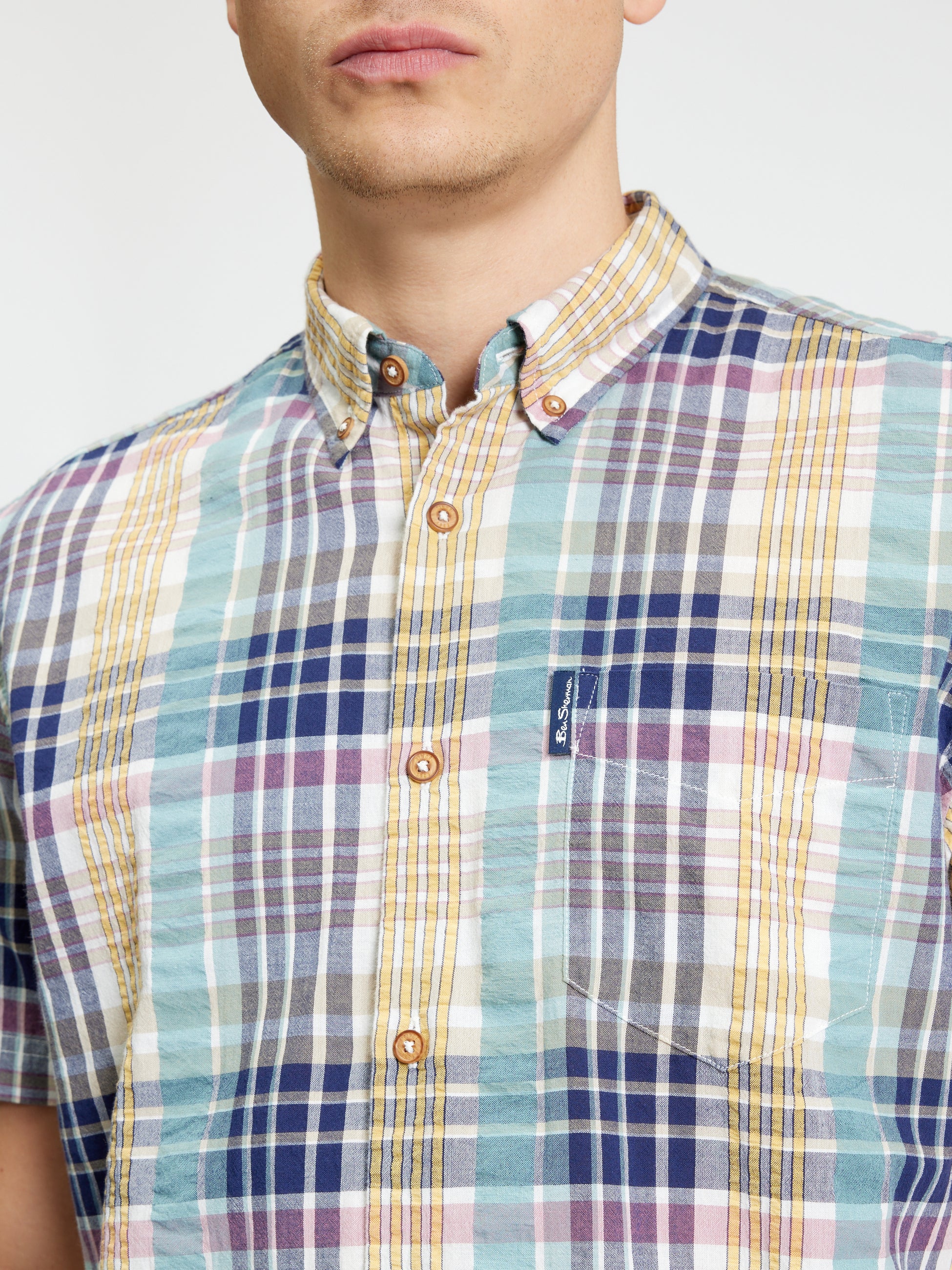 Short Sleeve Seersucker Check Shirt - Aqua - Close-Up