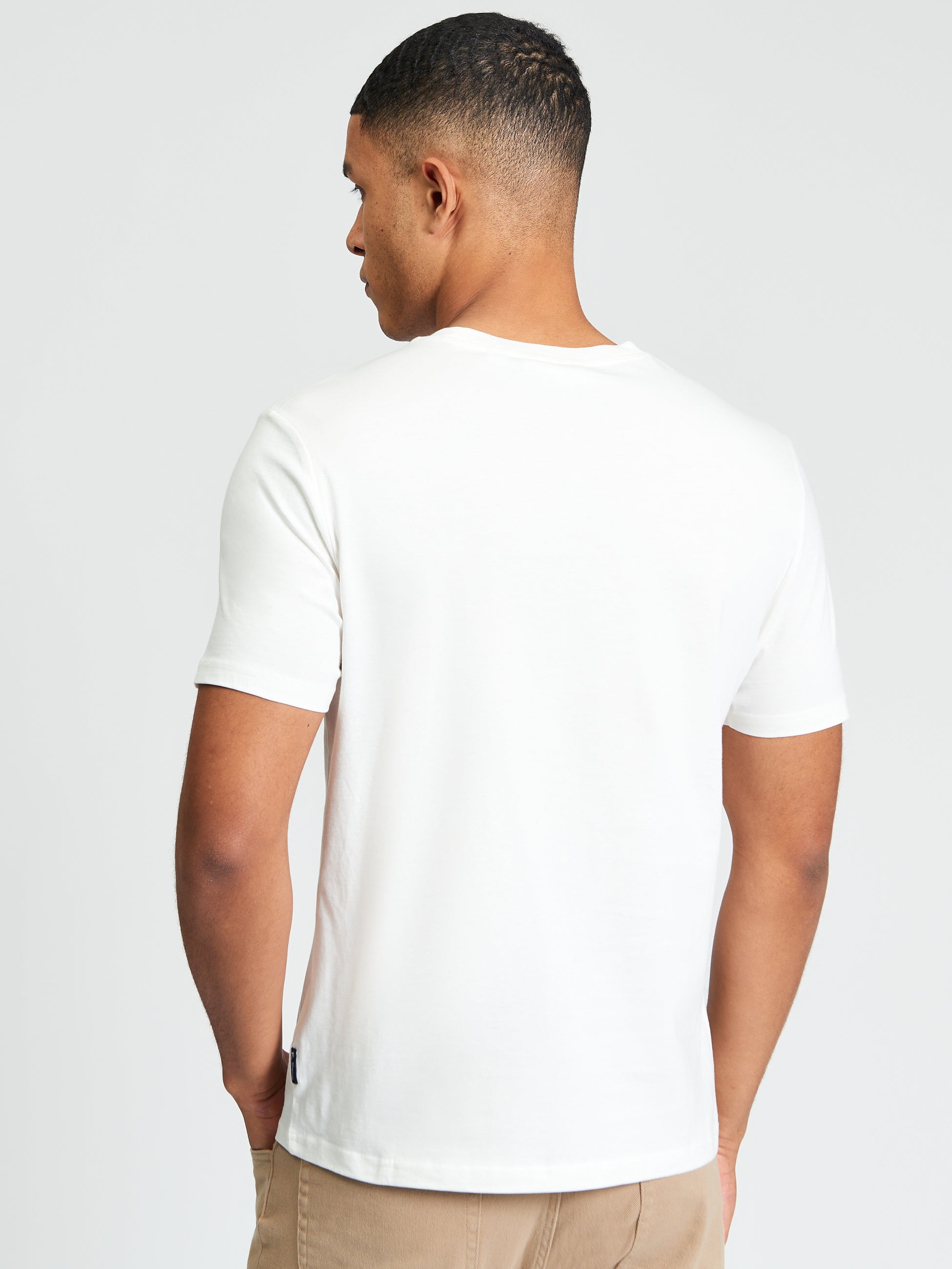 Rascal Target – Regular-fit tee in organic cotton showcasing the back design with Ben Sherman branding.