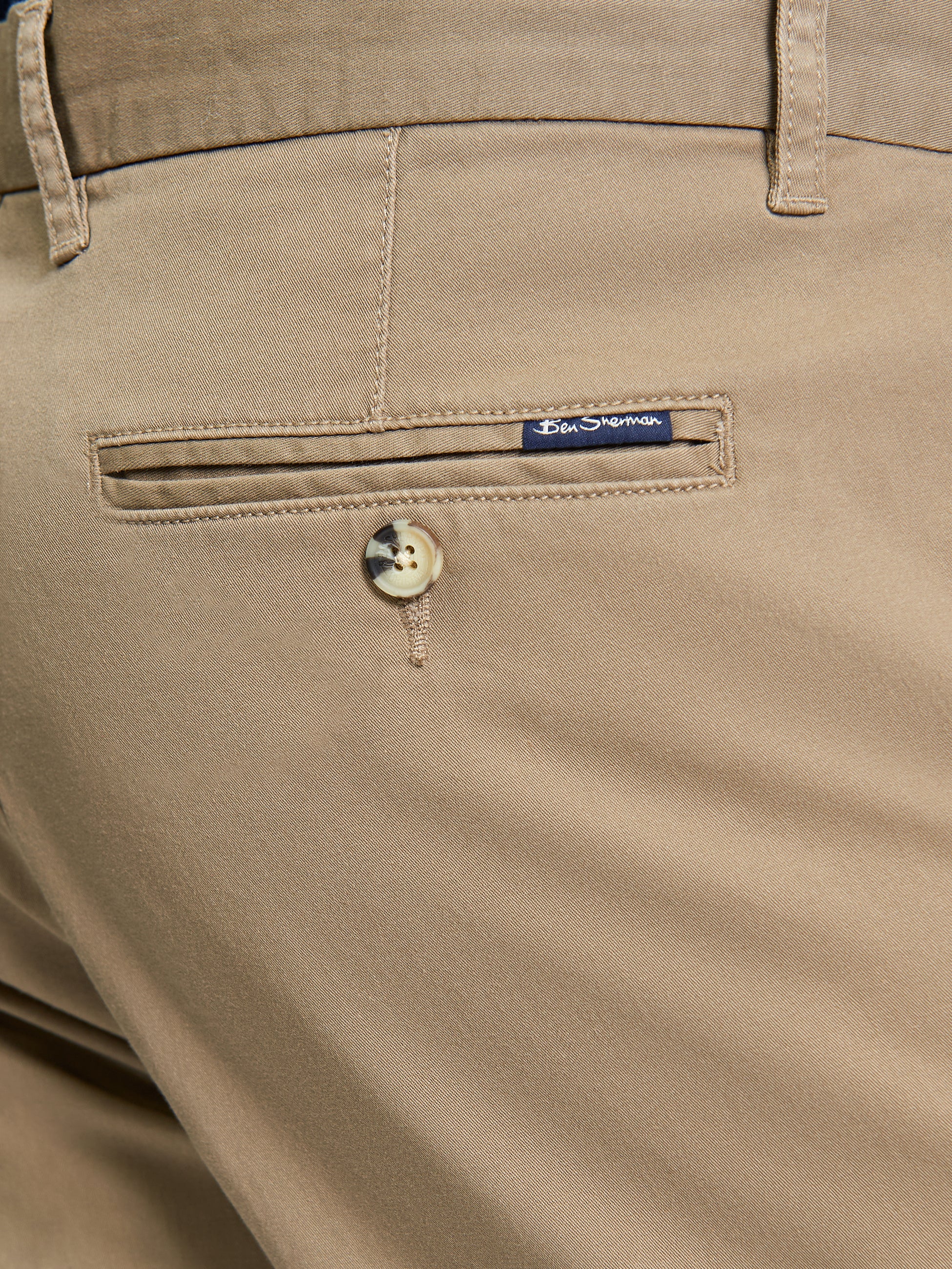 Signature Chino Short - Stone - Close-Up